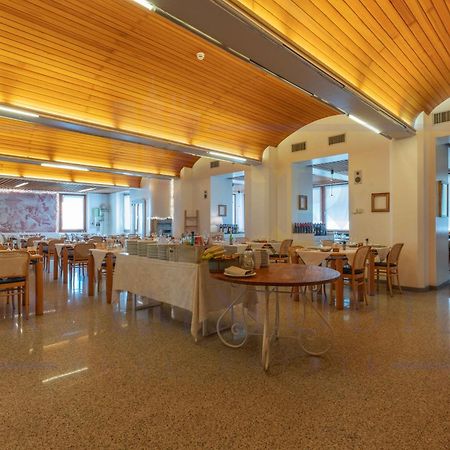 Albergo Sorriso Darfo Boario Terme Экстерьер фото